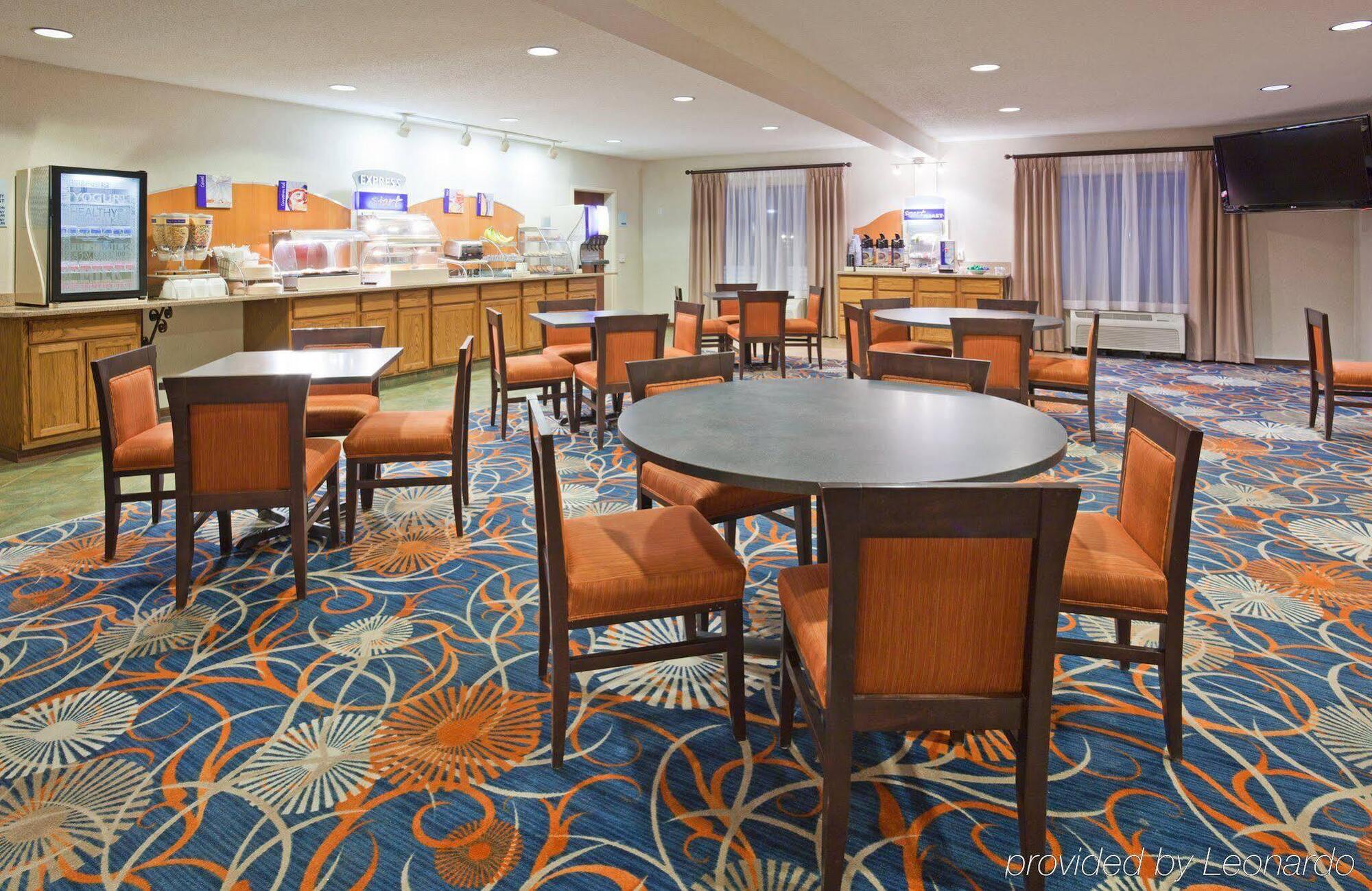 Spark By Hilton La Crosse Onalaska Exterior foto